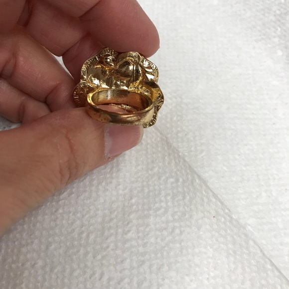 Ring - Picture 4 of 5